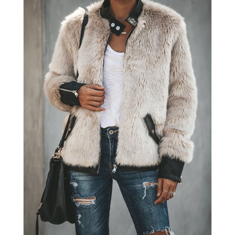 ISO VICI Faux Fur Leather Trim Jacket 💗
